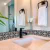 5" X 5" Black And White Orchid Peel And Stick Removable Tiles