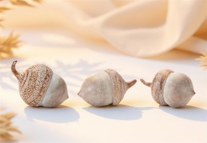 Acorn (Set of 6) 4"H Resin